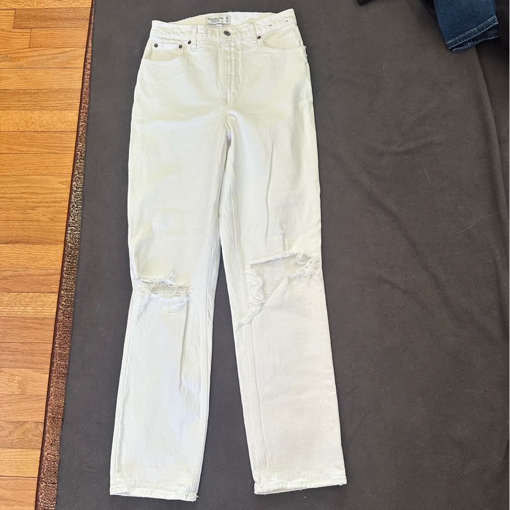 Abercrombie & Fitch White Slim Straight Distressed Jeans